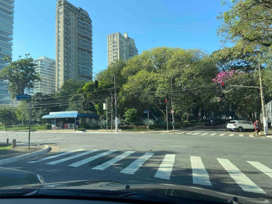 Flat Completo - - Ibirapuera-sao Paulo * Sao Paulo